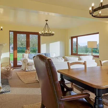 Charming 3Bd Cotswolds Family Retreat Villa Bourton-on-the-Water Exterior photo