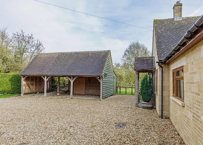 Charming 3Bd Cotswolds Family Retreat